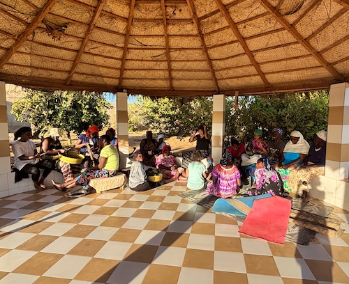 reunion femmes senegal toubab dialaw